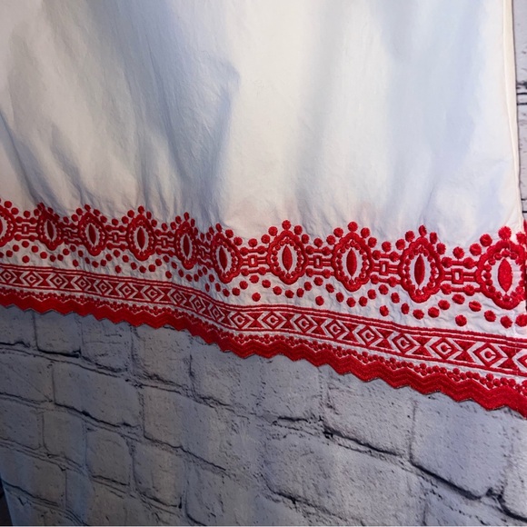 Talbots Embroidered Red and White Sleeveless Cotton Blouse Size Small - Picture 5 of 7